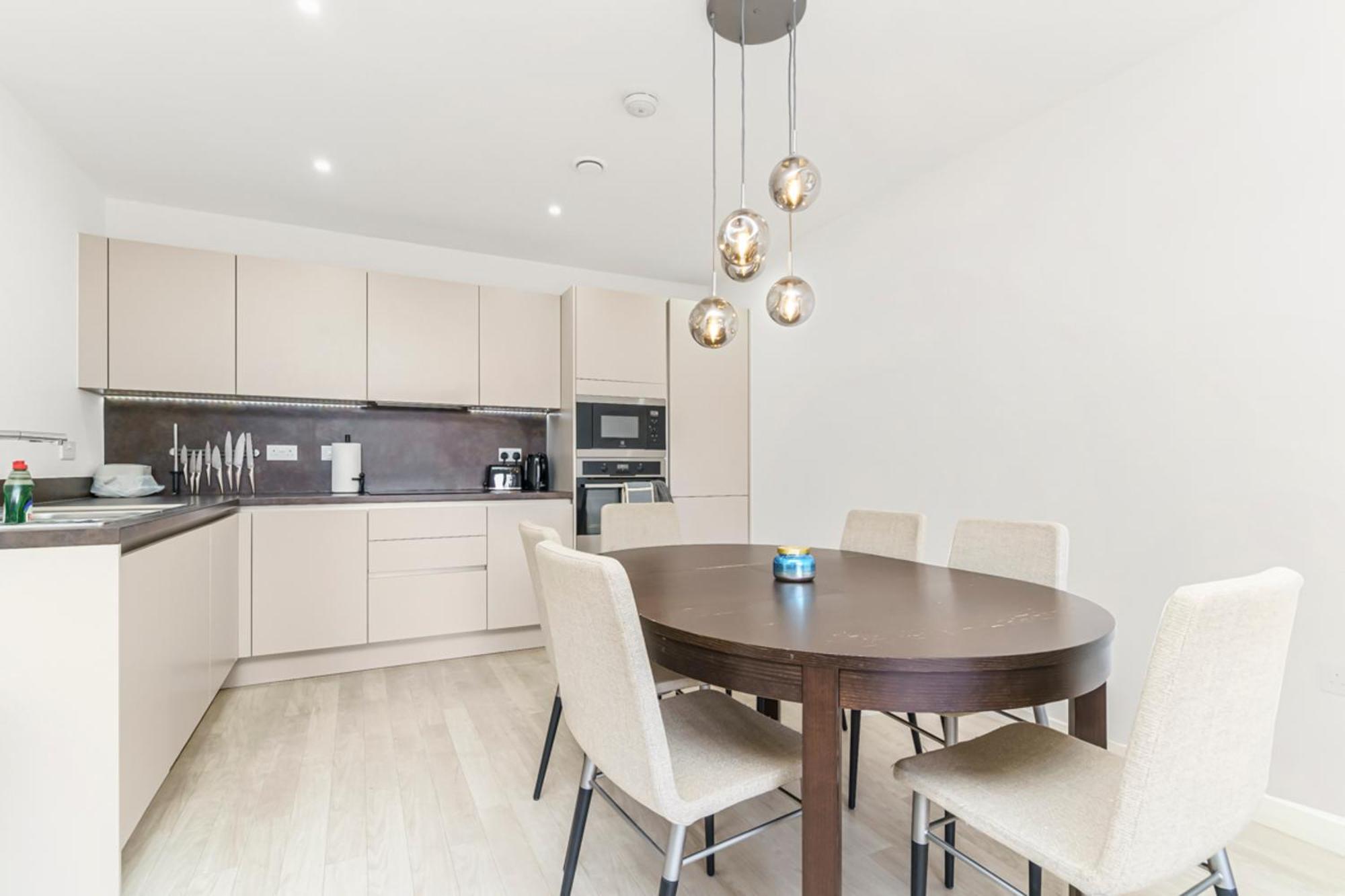 Stylish Surrey Quays Apartment - 10 Mins From Station London Ngoại thất bức ảnh